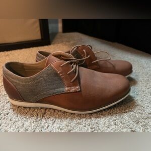 Men’s Sonoma leather dress shoe. 9 1/2 wide